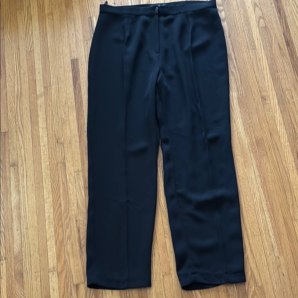 Black Trousers with Textured Fabric and Straight-Leg Cut.  Size XL